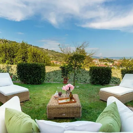 Rosyabate Cottage, With Private Garden And Views Between Lucca And Pistoia וילה Santa Lucia (Lucca)