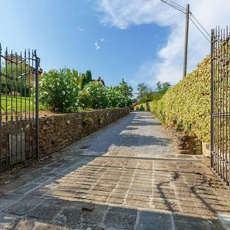 Villa Rosyabate Cottage, With Private Garden And Views Between Lucca And Pistoia Santa Lucía