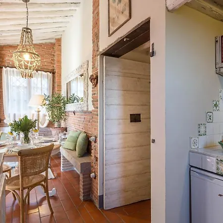 Rosyabate Cottage, With Private Garden And Views Between Lucca And Pistoia Βίλα Santa Lucia (Lucca)