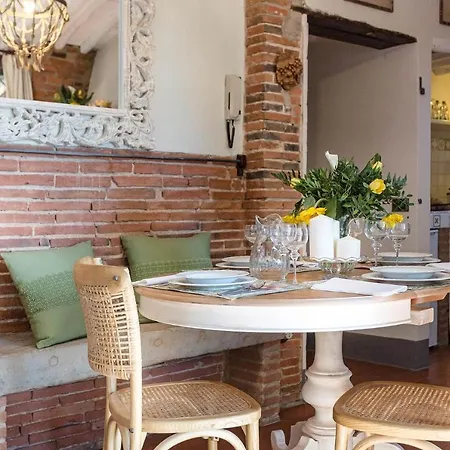 Rosyabate Cottage, With Private Garden And Views Between Lucca And Pistoia *