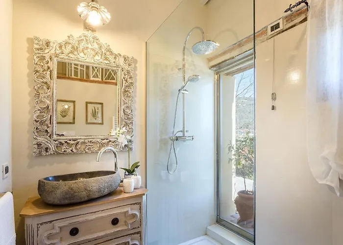 Villa Rosyabate Cottage, With Private Garden And Views Between Lucca And Pistoia