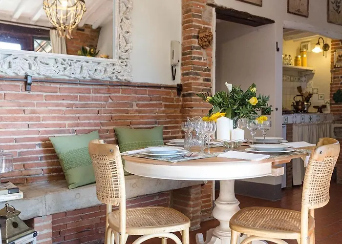 Rosyabate Cottage, With Private Garden And Views Between Lucca And Pistoia *